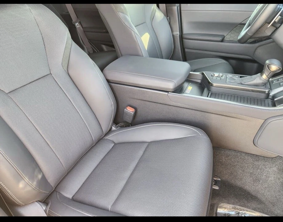 2025 Lexus GX 3rd Gen - Image 15 of 21