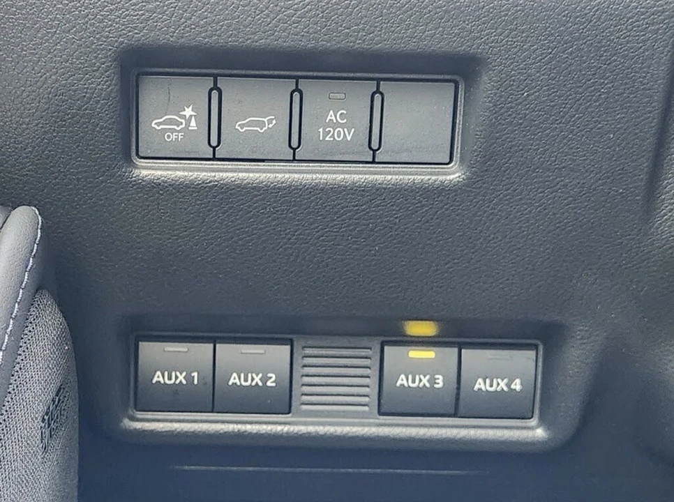 2025 Lexus GX 3rd Gen - Image 20 of 21