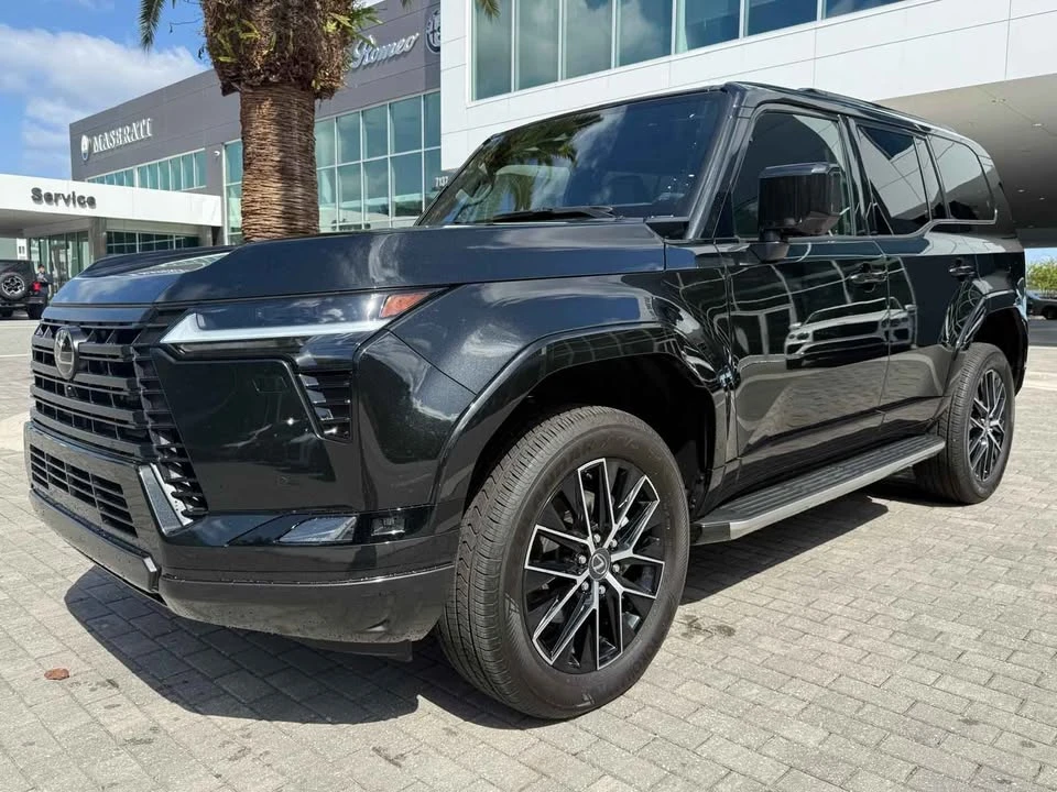 2025 Lexus GX 3rd Gen - Image 6 of 11