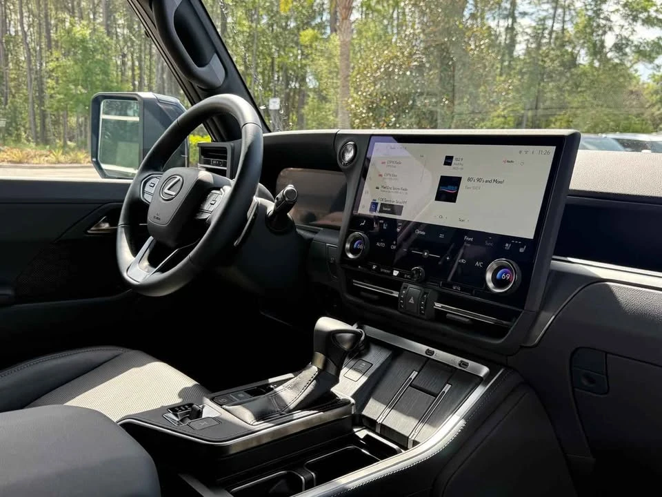 2025 Lexus GX 3rd Gen - Image 7 of 11
