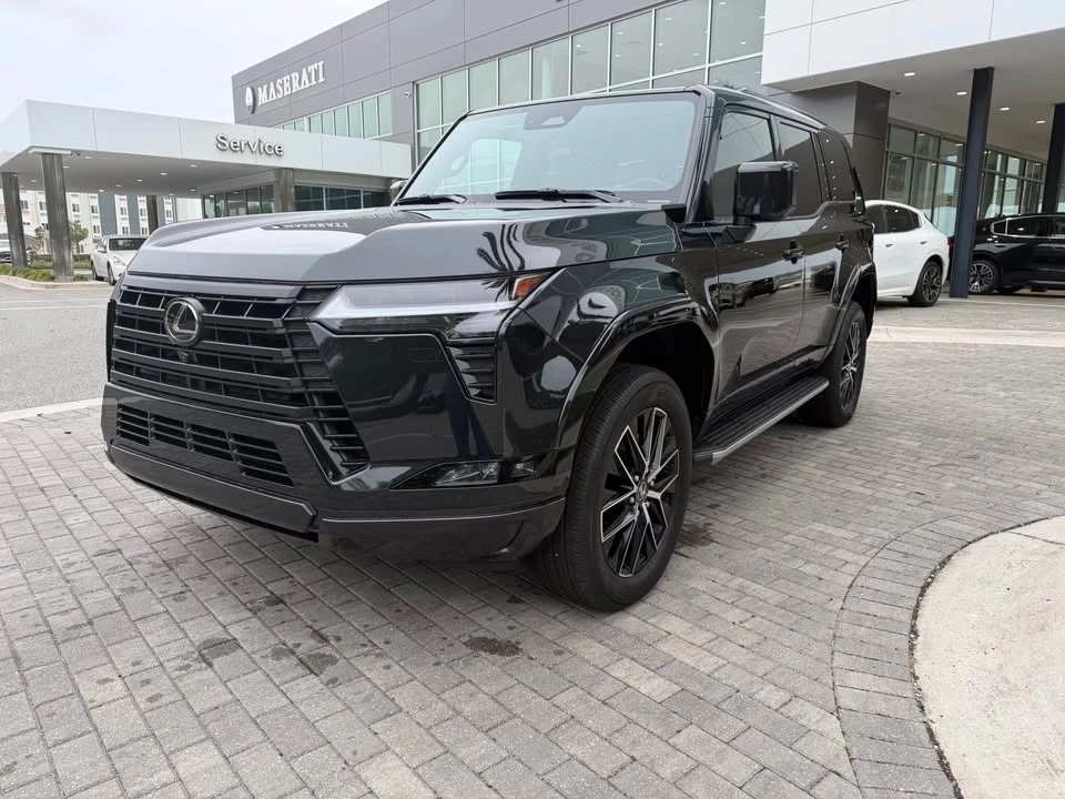 2025 Lexus GX 3rd Gen - Image 5 of 8