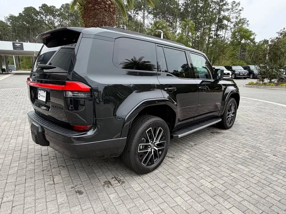 2025 Lexus GX 3rd Gen - Image 7 of 8