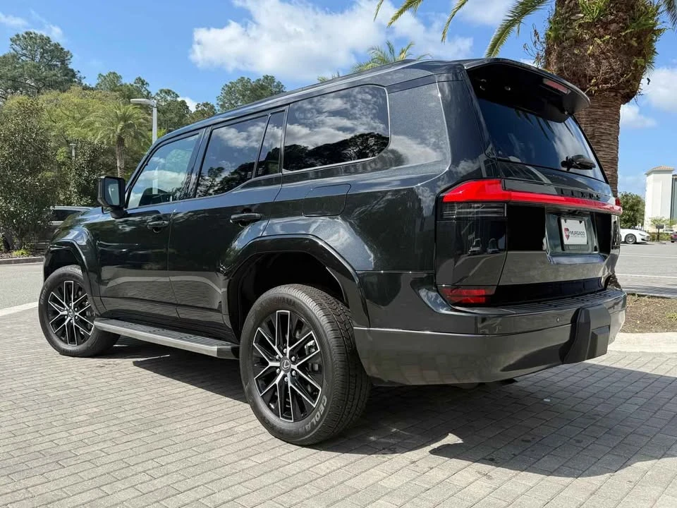 2025 Lexus GX 3rd Gen - Image 3 of 11