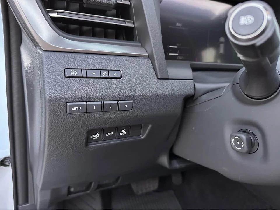 2025 Lexus GX 3rd Gen - Image 12 of 20