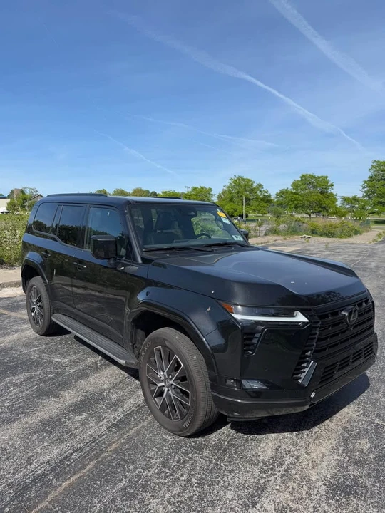 2025 Lexus GX 3rd Gen - Image 3 of 12
