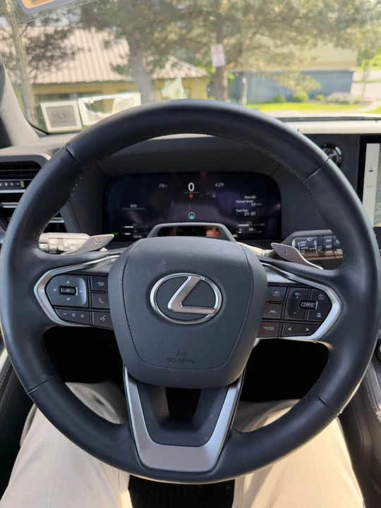2025 Lexus GX 3rd Gen - Image 11 of 12