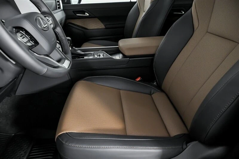 2025 Lexus GX 3rd Gen - Image 20 of 21