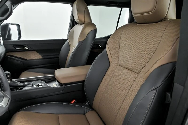 2025 Lexus GX 3rd Gen - Image 21 of 21