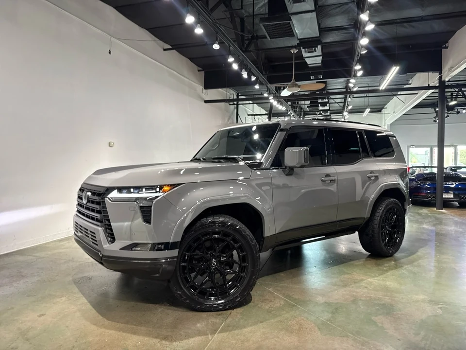 2025 Lexus GX 3rd Gen - Image 2 of 21
