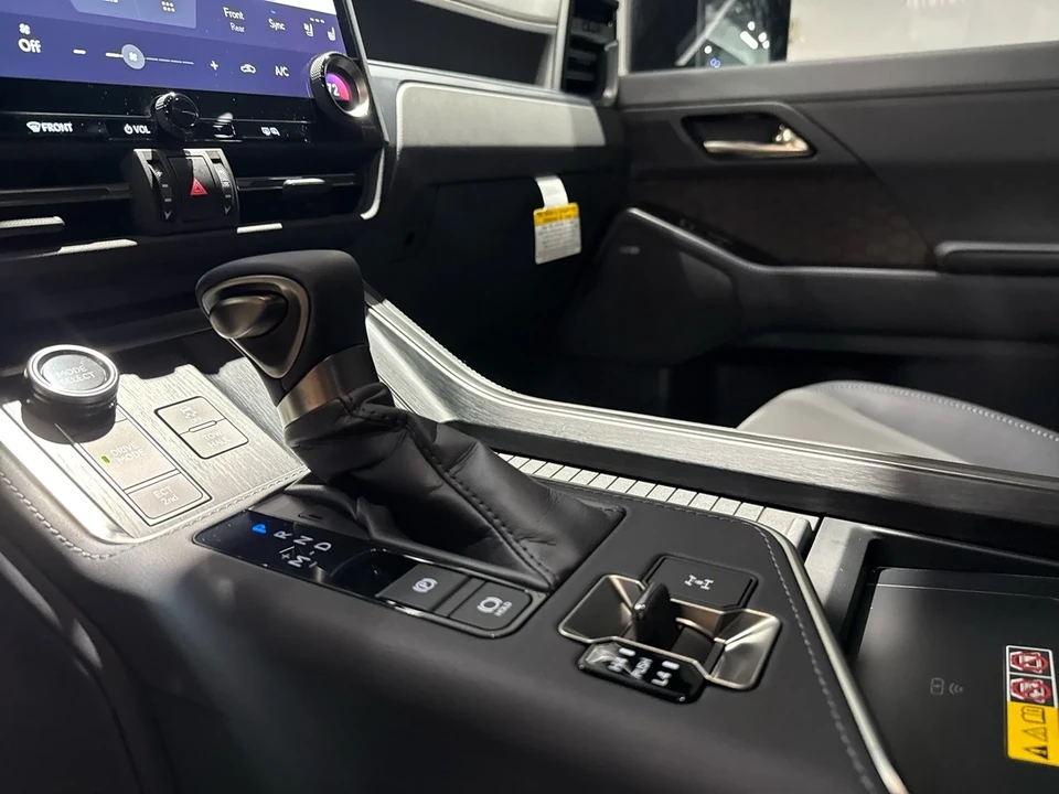 2025 Lexus GX 3rd Gen - Image 21 of 21