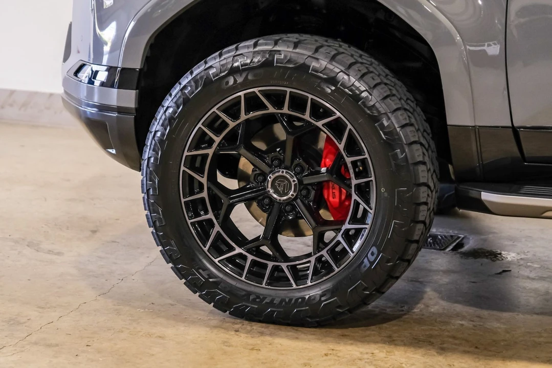 2025 Lexus GX 3rd Gen - Image 8 of 12