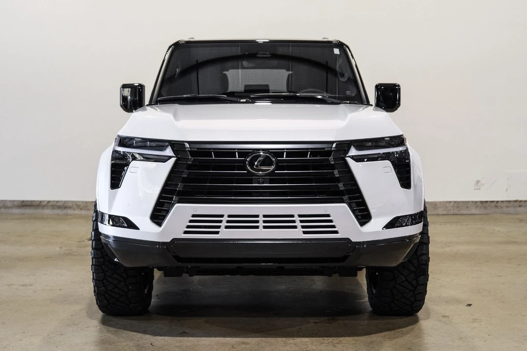 2025 Lexus GX 3rd Gen - Image 2 of 12