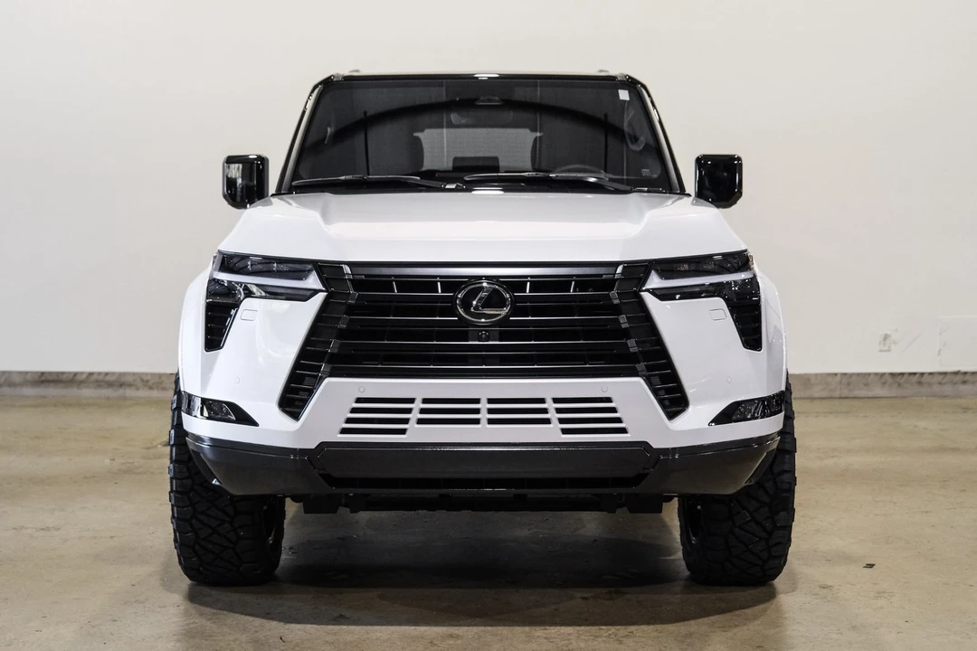 2025 Lexus GX 3rd Gen - Image 2 of 12