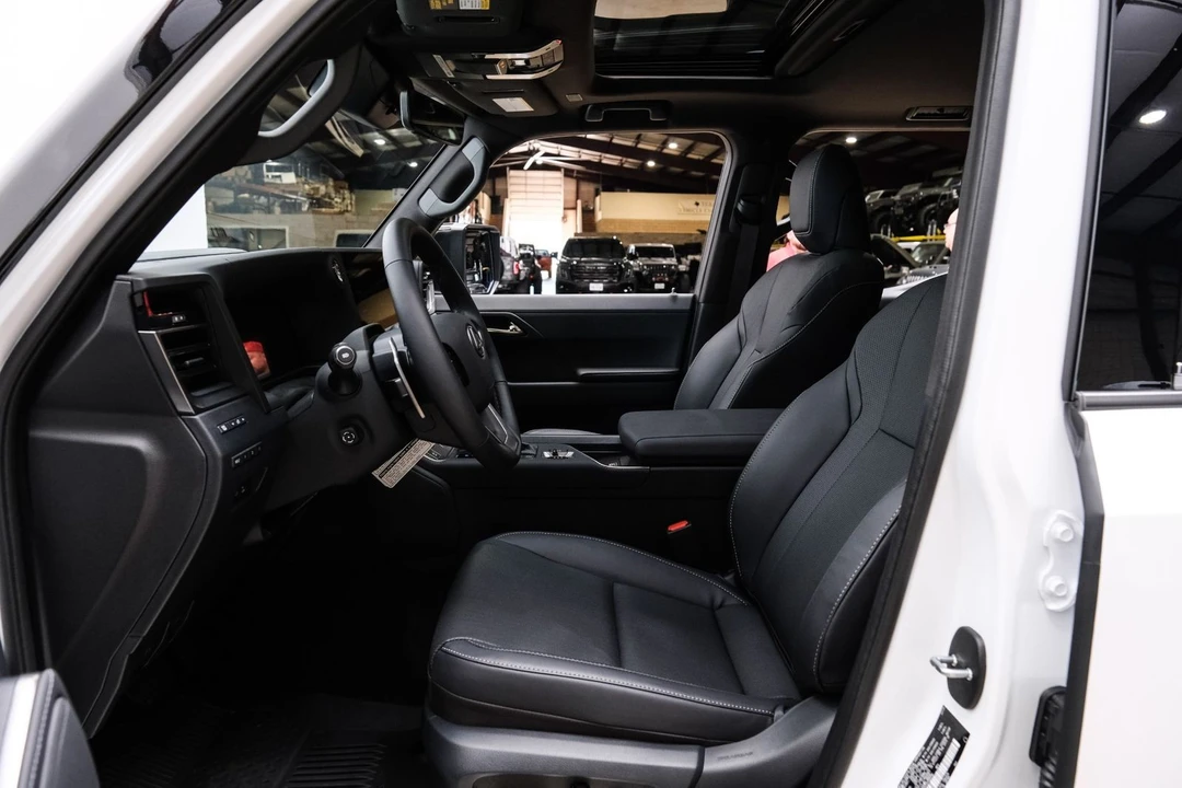 2025 Lexus GX 3rd Gen - Image 11 of 12
