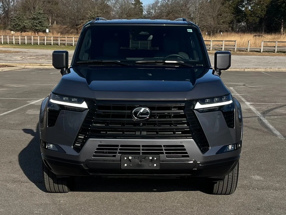 2025 Lexus GX 3rd Gen - Image 5 of 12