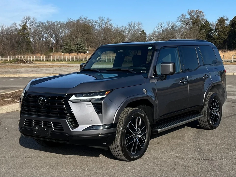 2025 Lexus GX 3rd Gen - Image 2 of 12