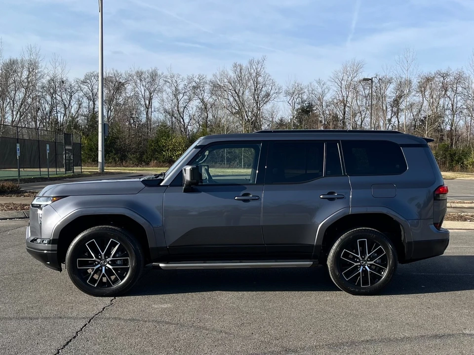 2025 Lexus GX 3rd Gen - Image 7 of 12