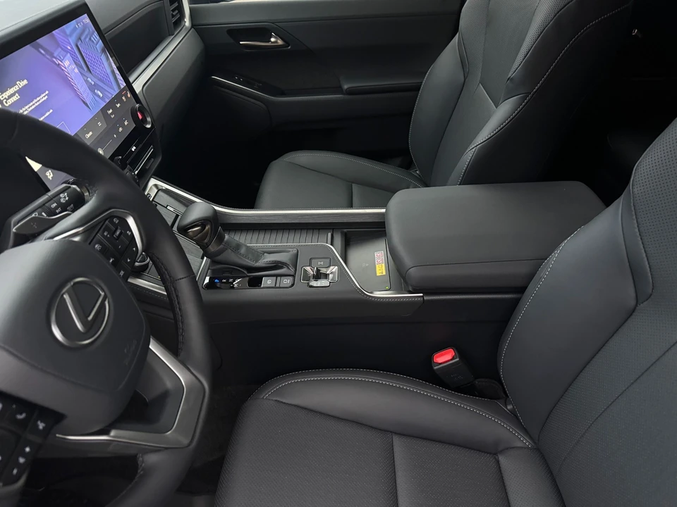 2025 Lexus GX 3rd Gen - Image 12 of 12