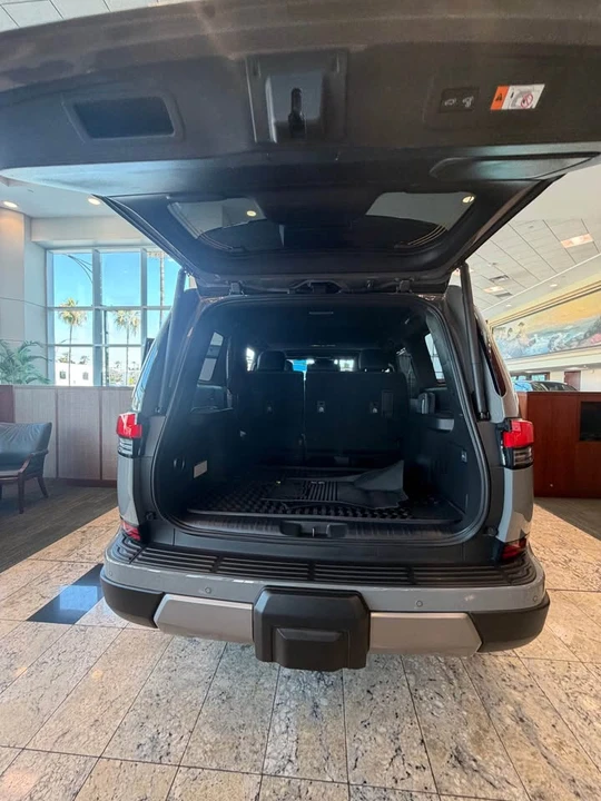 2025 Lexus GX 3rd Gen - Image 6 of 6