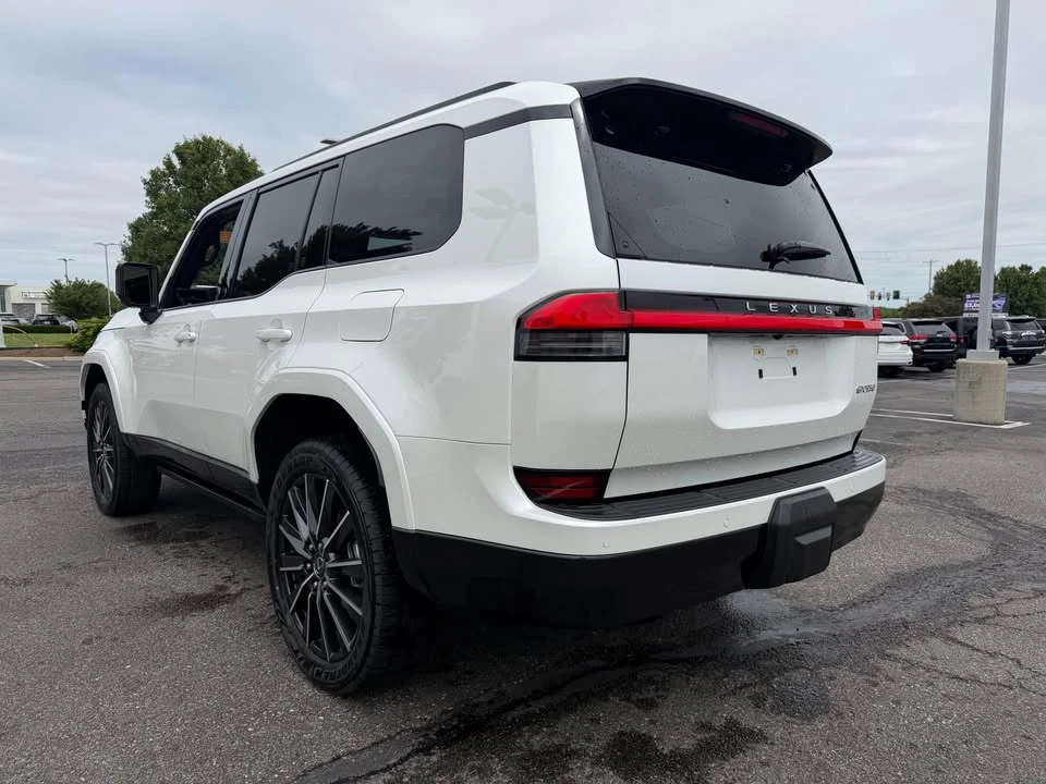 2025 Lexus GX 3rd Gen - Image 7 of 21