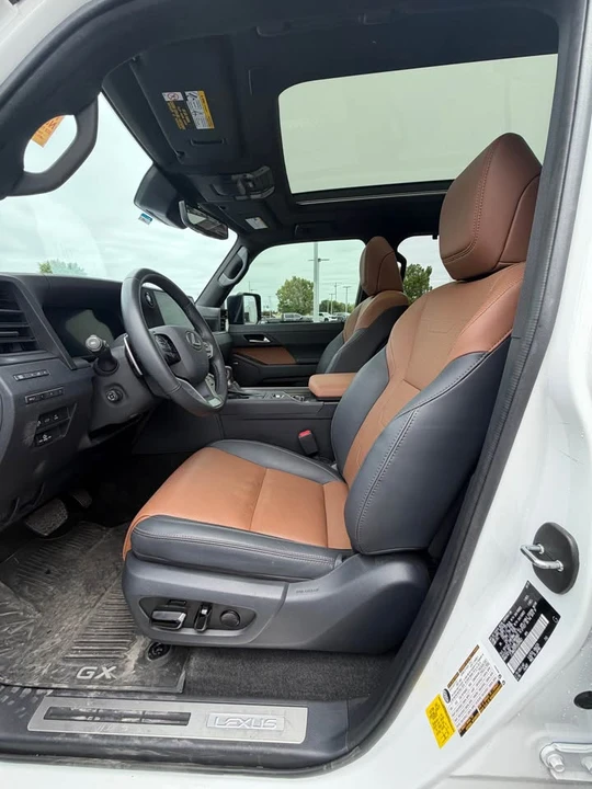 2025 Lexus GX 3rd Gen - Image 13 of 21