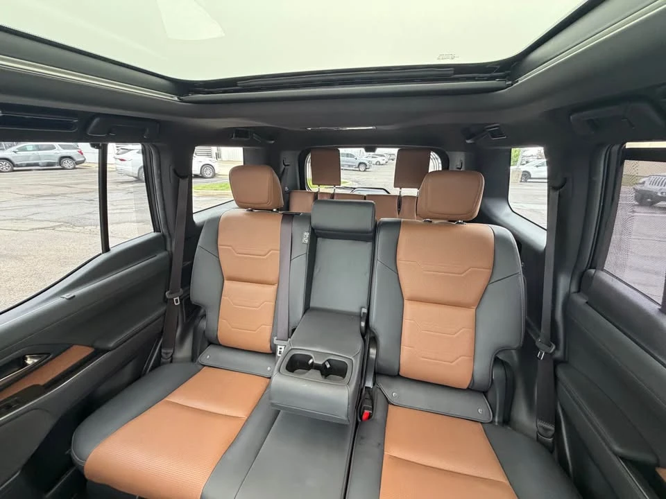 2025 Lexus GX 3rd Gen - Image 17 of 21