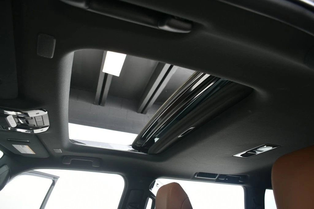 2025 Lexus GX 3rd Gen - Image 6 of 12