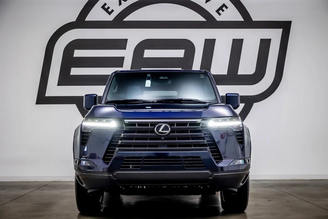 2025 Lexus GX 3rd Gen - Image 3 of 12