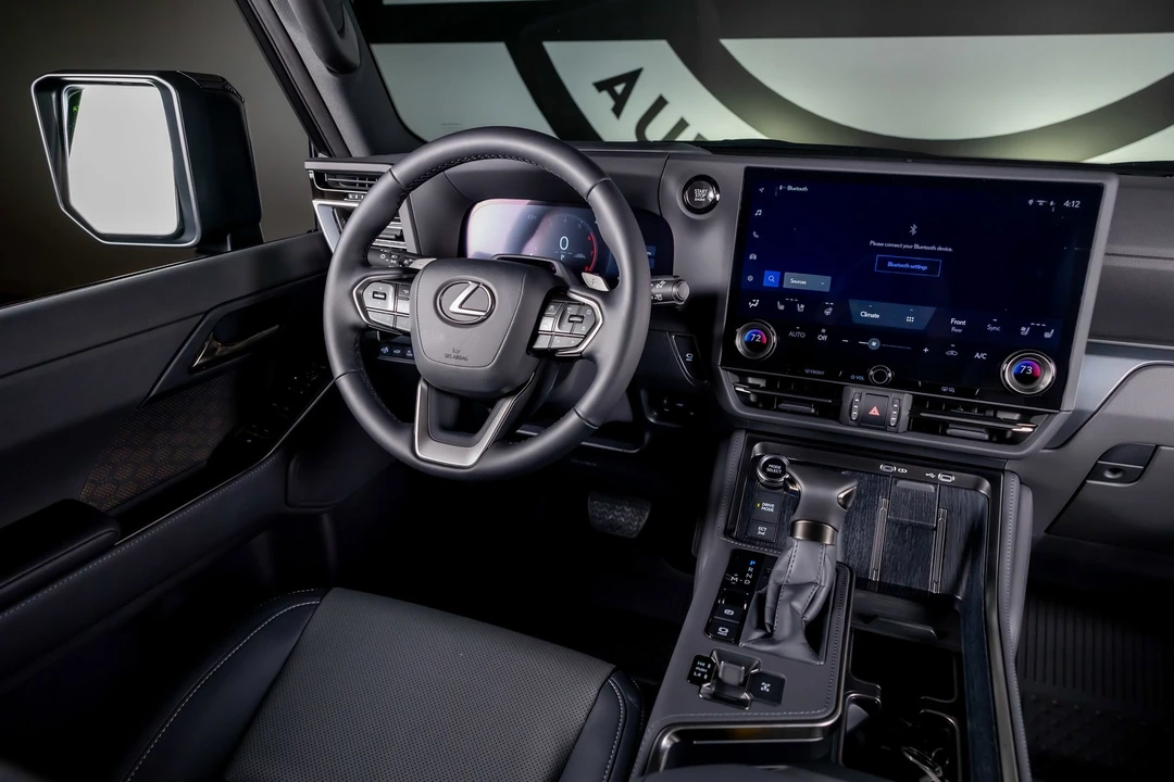 2025 Lexus GX 3rd Gen - Image 7 of 12