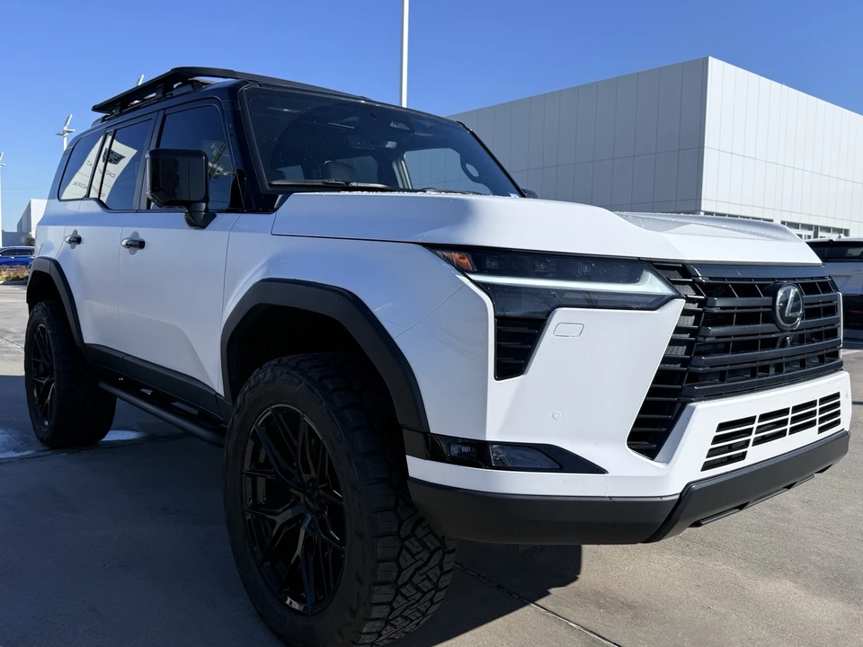 2025 Lexus GX 3rd Gen - Image 2 of 21