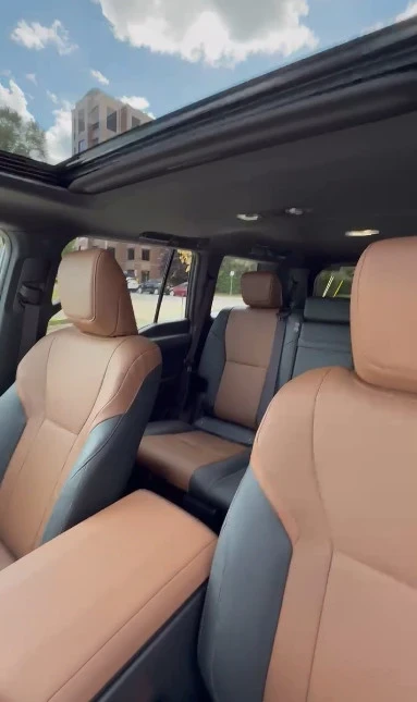 2025 Lexus GX 3rd Gen - Image 7 of 11