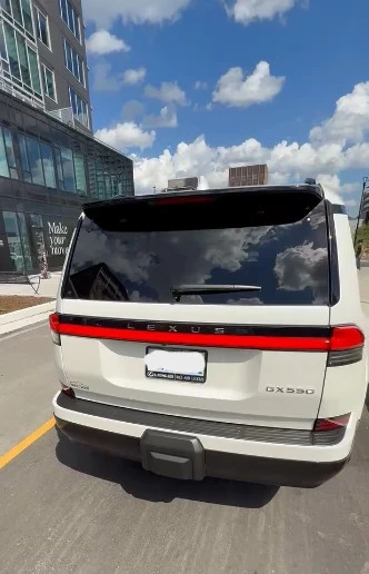 2025 Lexus GX 3rd Gen - Image 9 of 11