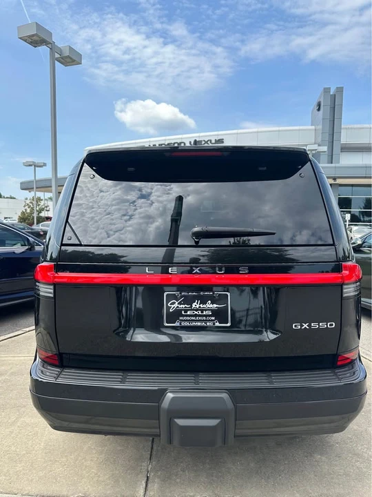 2025 Lexus GX 3rd Gen - Image 5 of 20