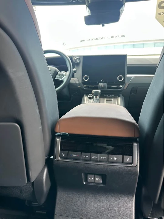 2025 Lexus GX 3rd Gen - Image 16 of 20