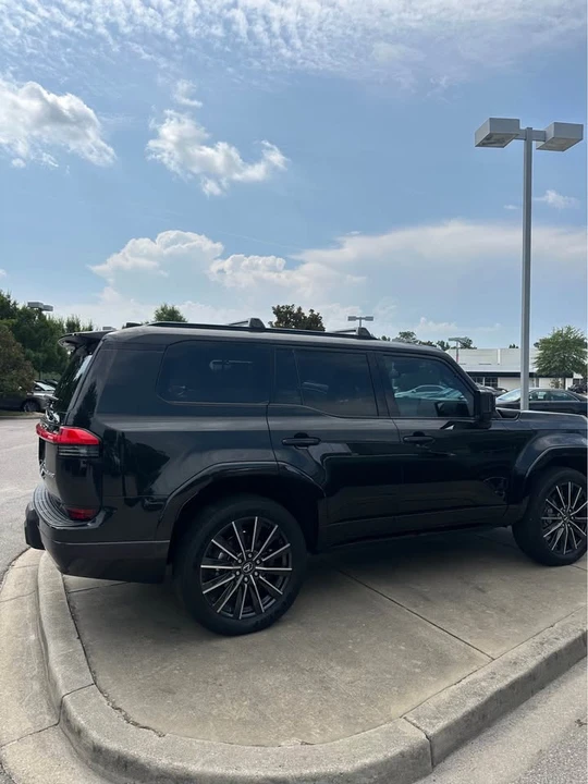 2025 Lexus GX 3rd Gen - Image 3 of 20
