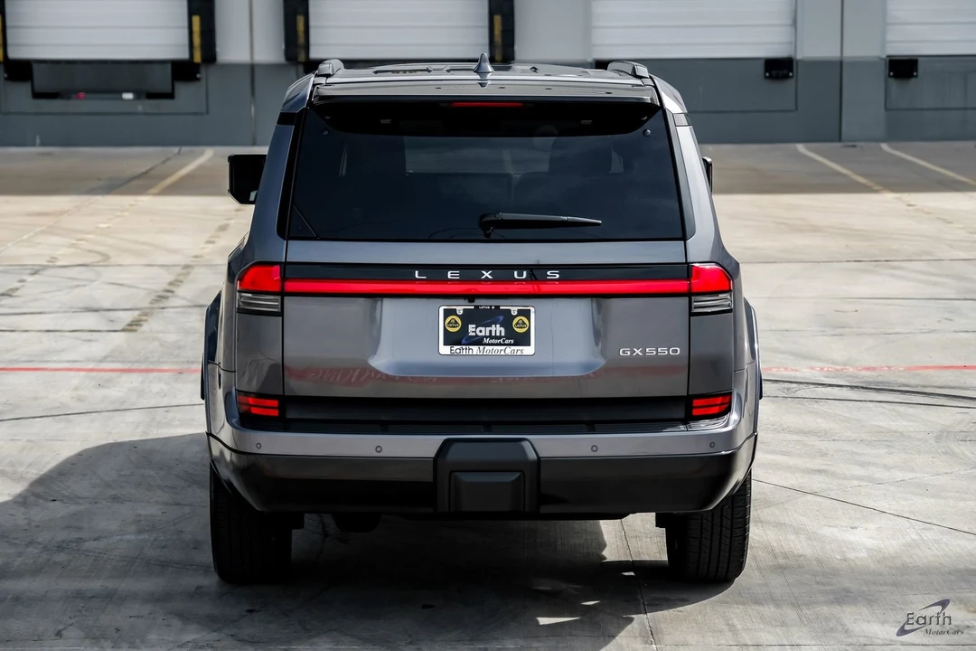 2025 Lexus GX 2nd Gen - Image 11 of 12
