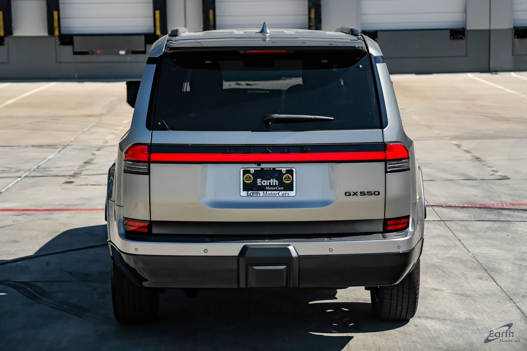 2025 Lexus GX 3rd Gen - Image 11 of 12