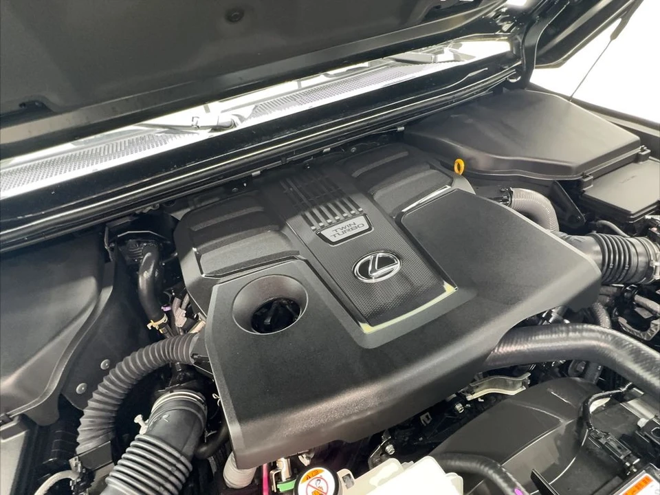 2025 Lexus GX 3rd Gen - Image 19 of 21