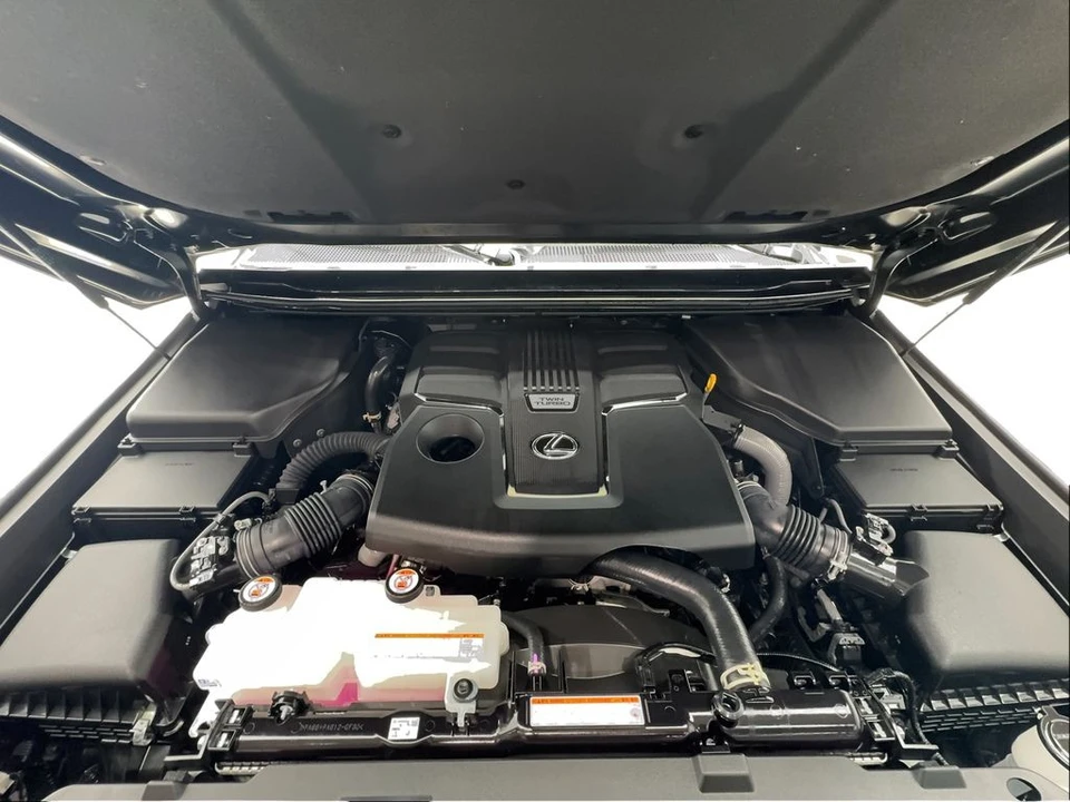 2025 Lexus GX 3rd Gen - Image 18 of 21