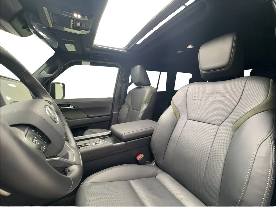 2025 Lexus GX 3rd Gen - Image 20 of 21