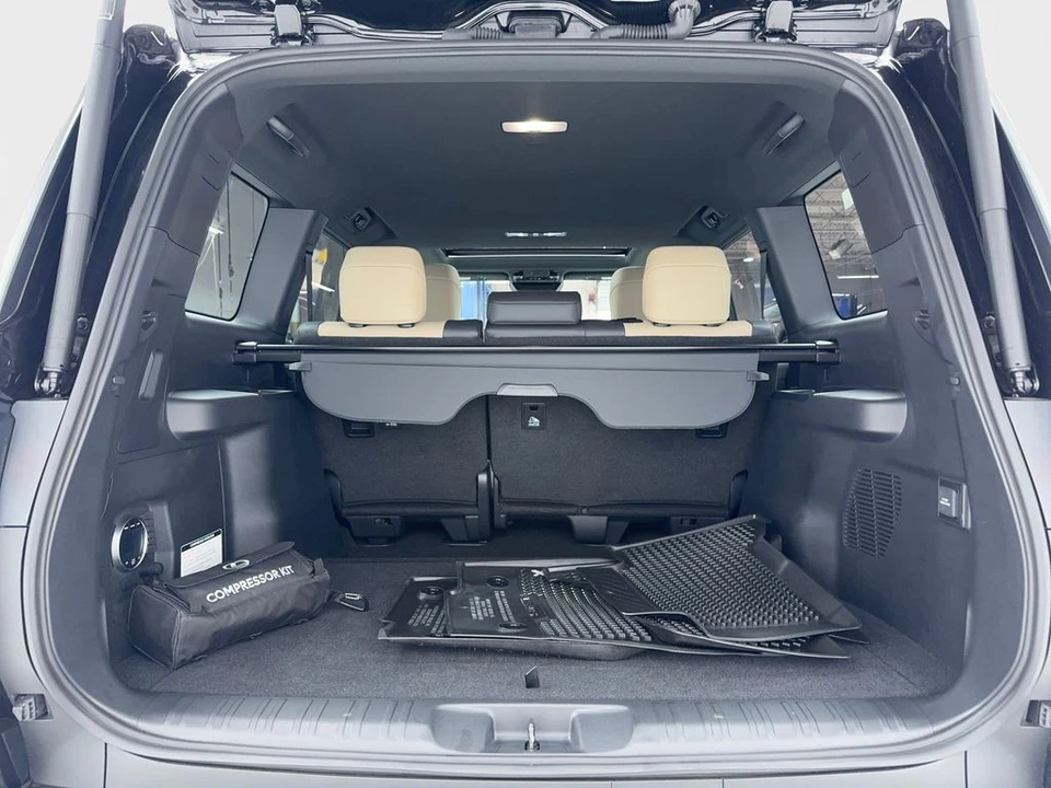 2025 Lexus GX 3rd Gen - Image 12 of 12