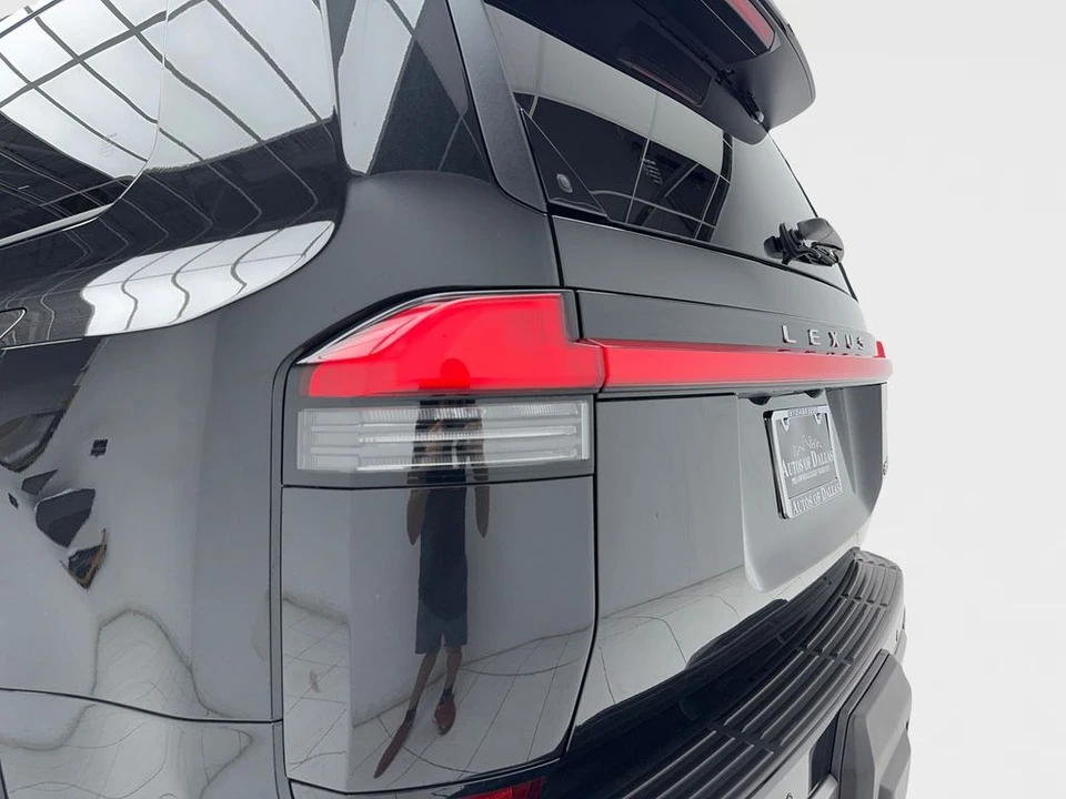 2025 Lexus GX 3rd Gen - Image 9 of 12