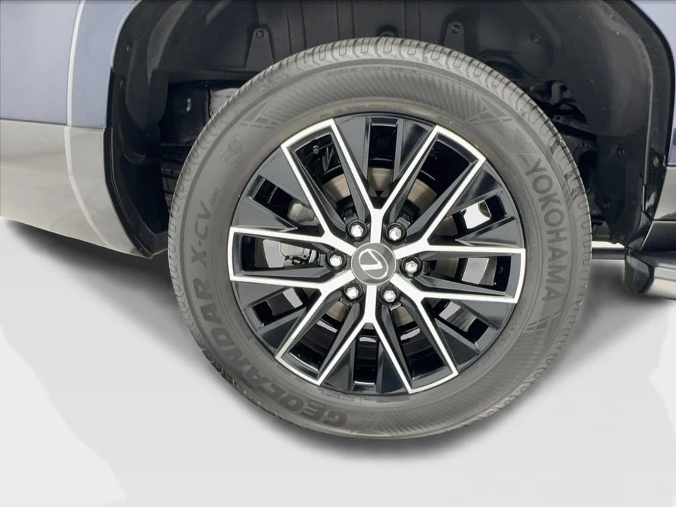 2025 Lexus GX 3rd Gen - Image 14 of 21