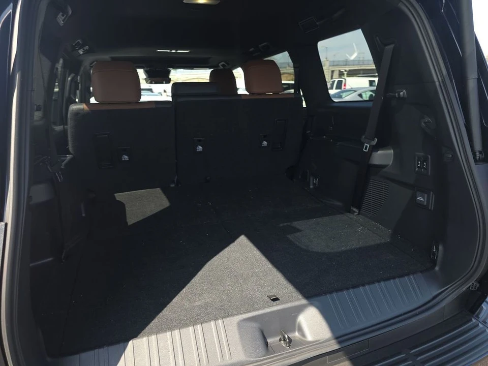 2025 Lexus GX 3rd Gen - Image 8 of 10