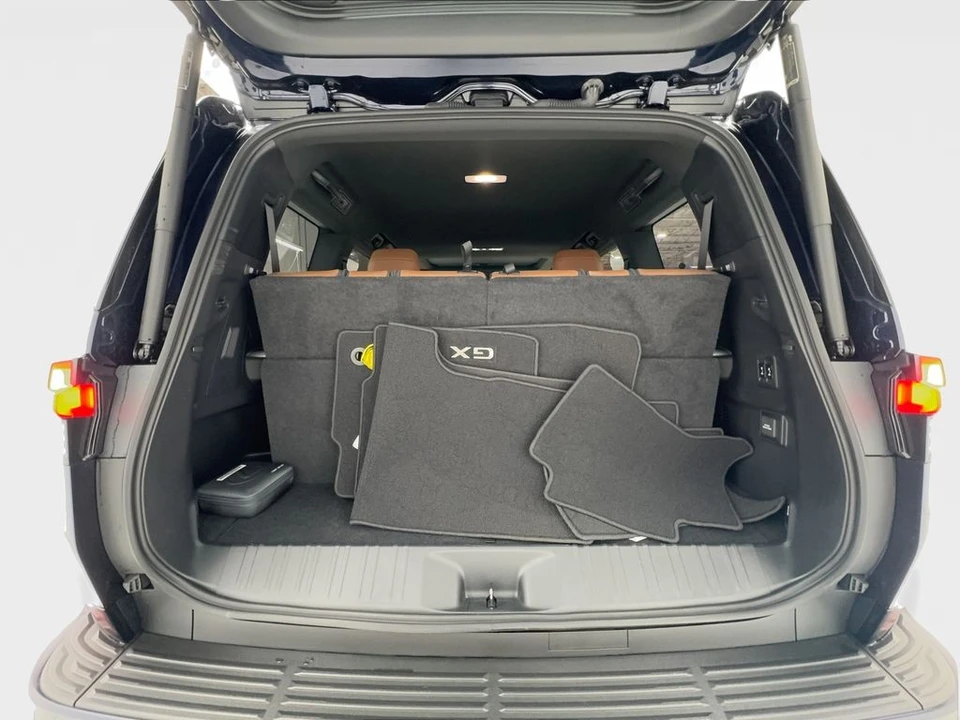 2025 Lexus GX 3rd Gen - Image 16 of 21
