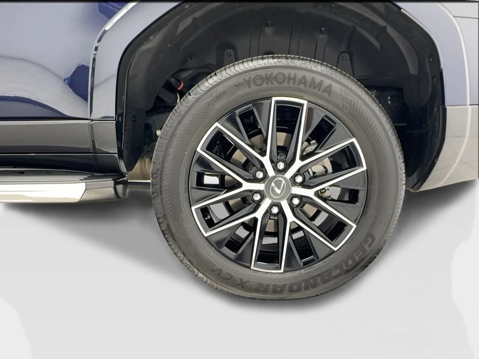 2025 Lexus GX 3rd Gen - Image 11 of 21