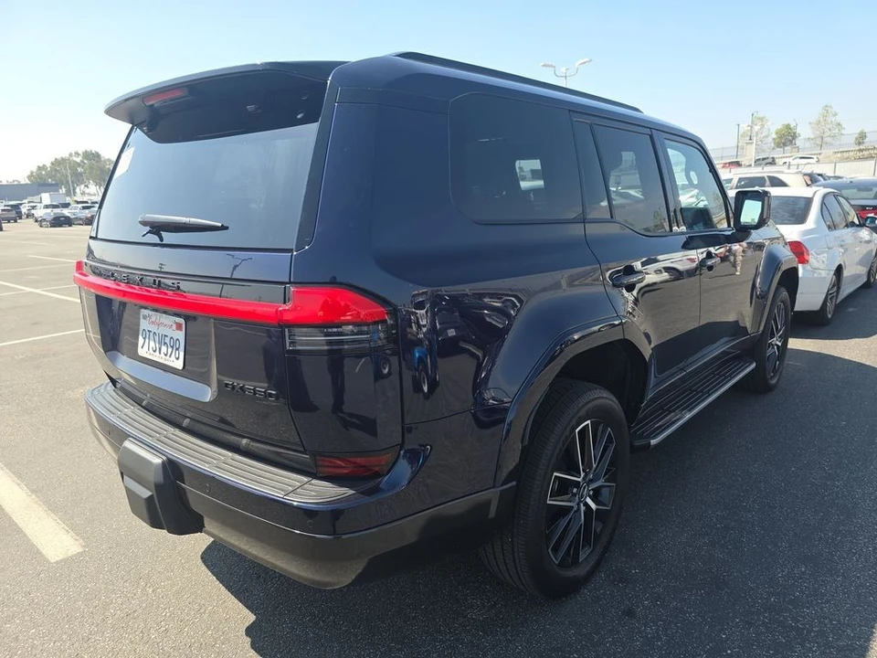 2025 Lexus GX 3rd Gen - Image 2 of 10