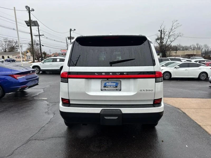 2025 Lexus GX 3rd Gen - Image 5 of 12