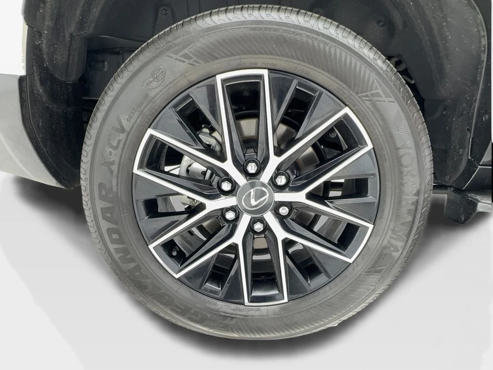 2025 Lexus GX 3rd Gen - Image 14 of 21