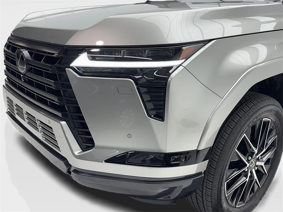 2025 Lexus GX 3rd Gen - Image 5 of 12